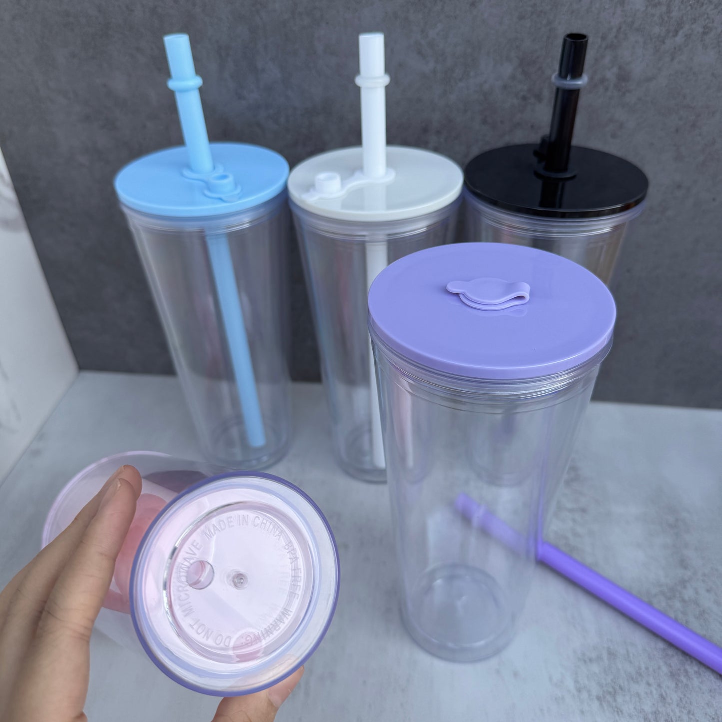 24oz Pre Drilled Hole Snow Globe Plastic Cups With Thick Straw for Vinyl 20 Pack China Warehouse