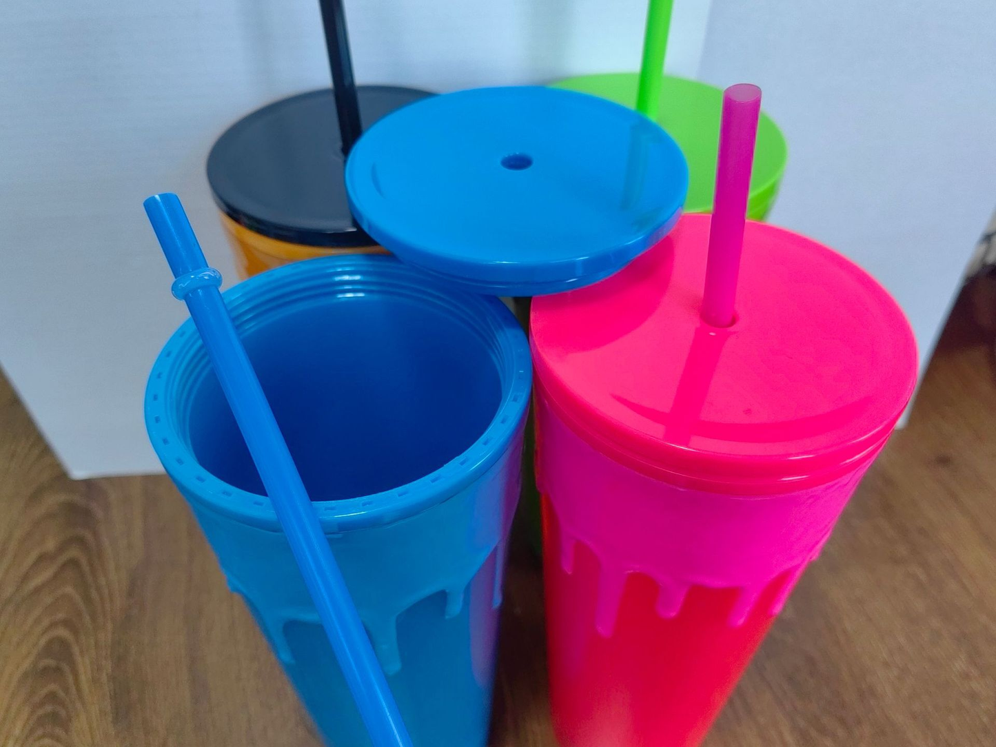 24oz Halloween Lava Glow In The Dark Plastic Cups with Coloful Lids and Straw Suitable for UV DTF Wraps 20Pack China