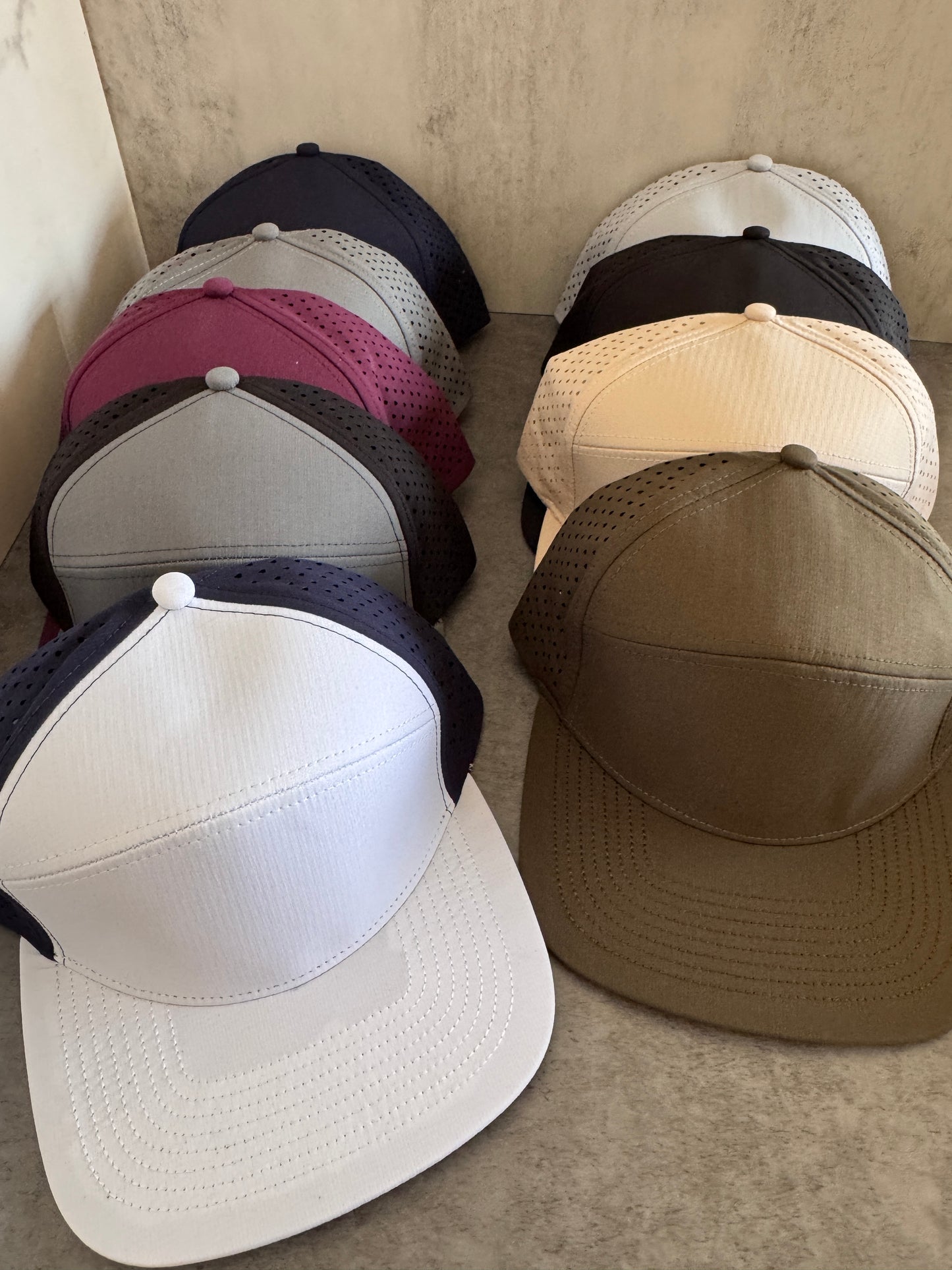 Men Performance Hats 7 Panels 8-stitch Baseball Richardson Hats 100Pack China Warehouse