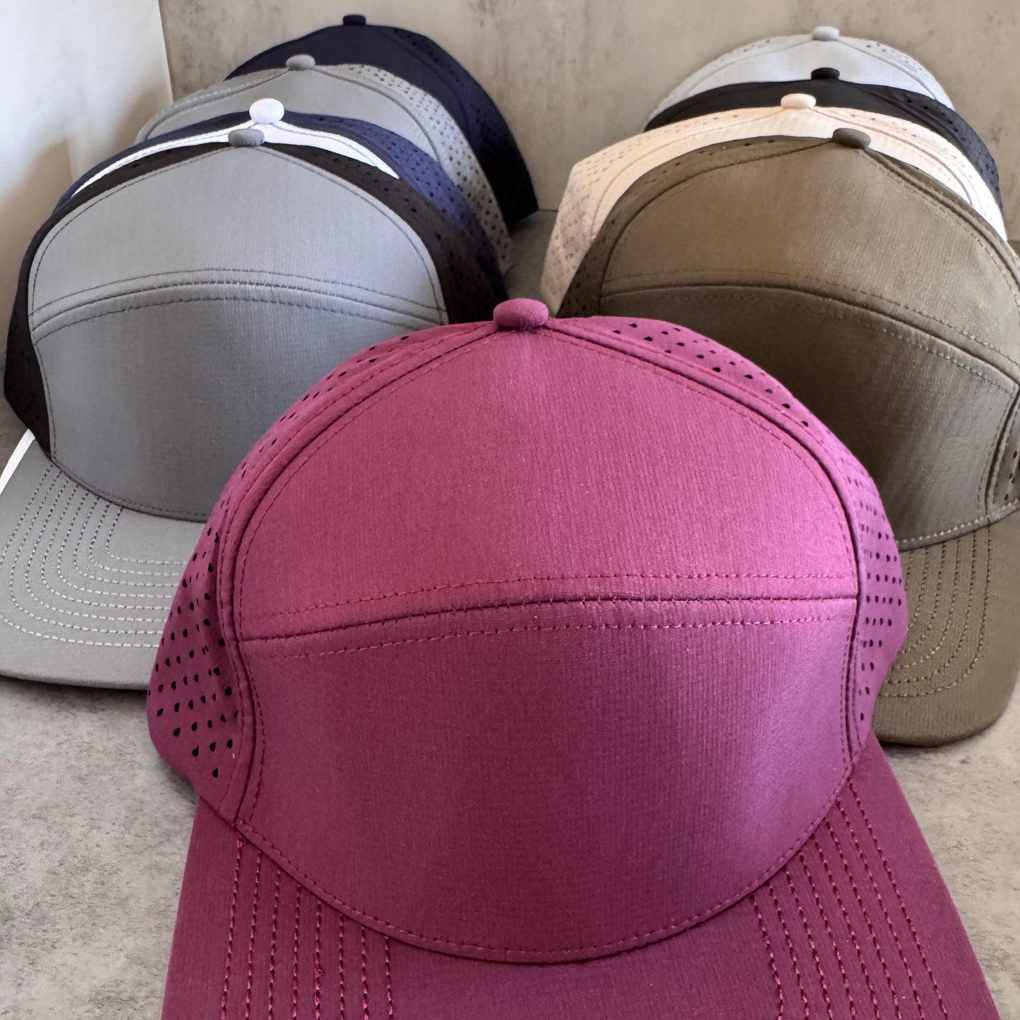 Men Performance Hats 7 Panels 8-stitch Baseball Richardson Hats 100Pack China Warehouse