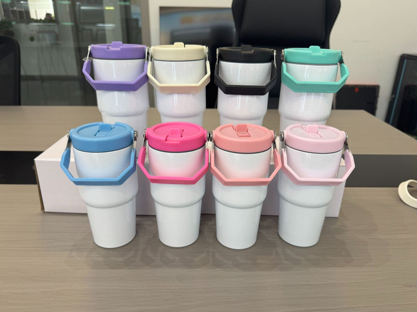 20oz Seamless Flip Straw Sublimation Water Bottles with Colorful Lids 25Pack China Warehouse